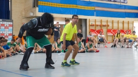 Álvaro Muelas brilla en su charla sobre el Paso 0 en Basket Veritas 