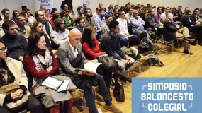 Aprendiendo y debatiendo en el primer Simposio de Baloncesto Colegial