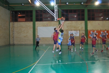 Clavero y Valiente en acción