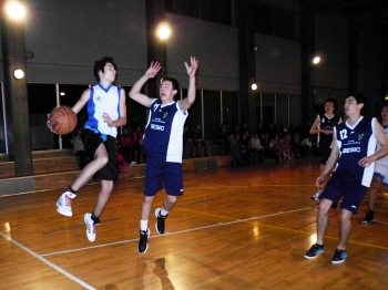 Internada de Enrique Moya 