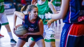 Esto la Copa Colegial: último cuarto del duelo de segunda ronda entre Cabrini y Menesiano