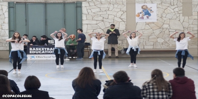 Cheerleaders en acción