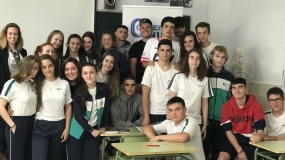 Informando sobre la desinformación: magistral Talento Colegial en Nile con Lucía Andaluz