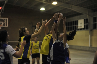 El rebote fue dominado totalmente por las locales