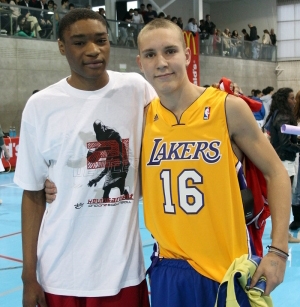 Estos dos tipos la liarían en el NBA3x...