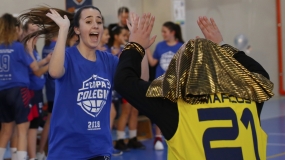 ¡Los pelos de punta! Así fue el estreno de la Copa en el Colegio Nile