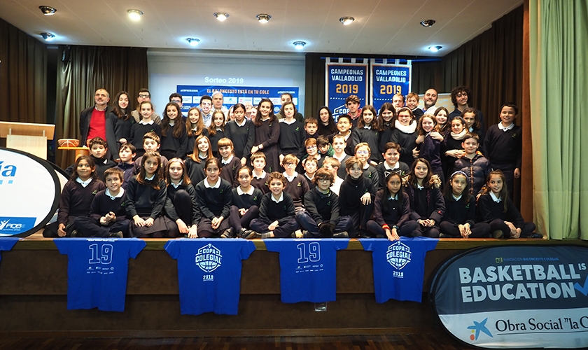 Puesta de largo de Copa  Colegial Valladolid 2019