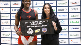 Somto Okafor, MVP femenina, recibe la beca de Elite Sports para su Showcase de Lloret de Mar